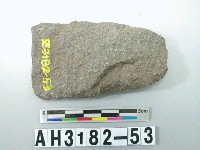 藏品(小型舌刃打製石斧)的圖片